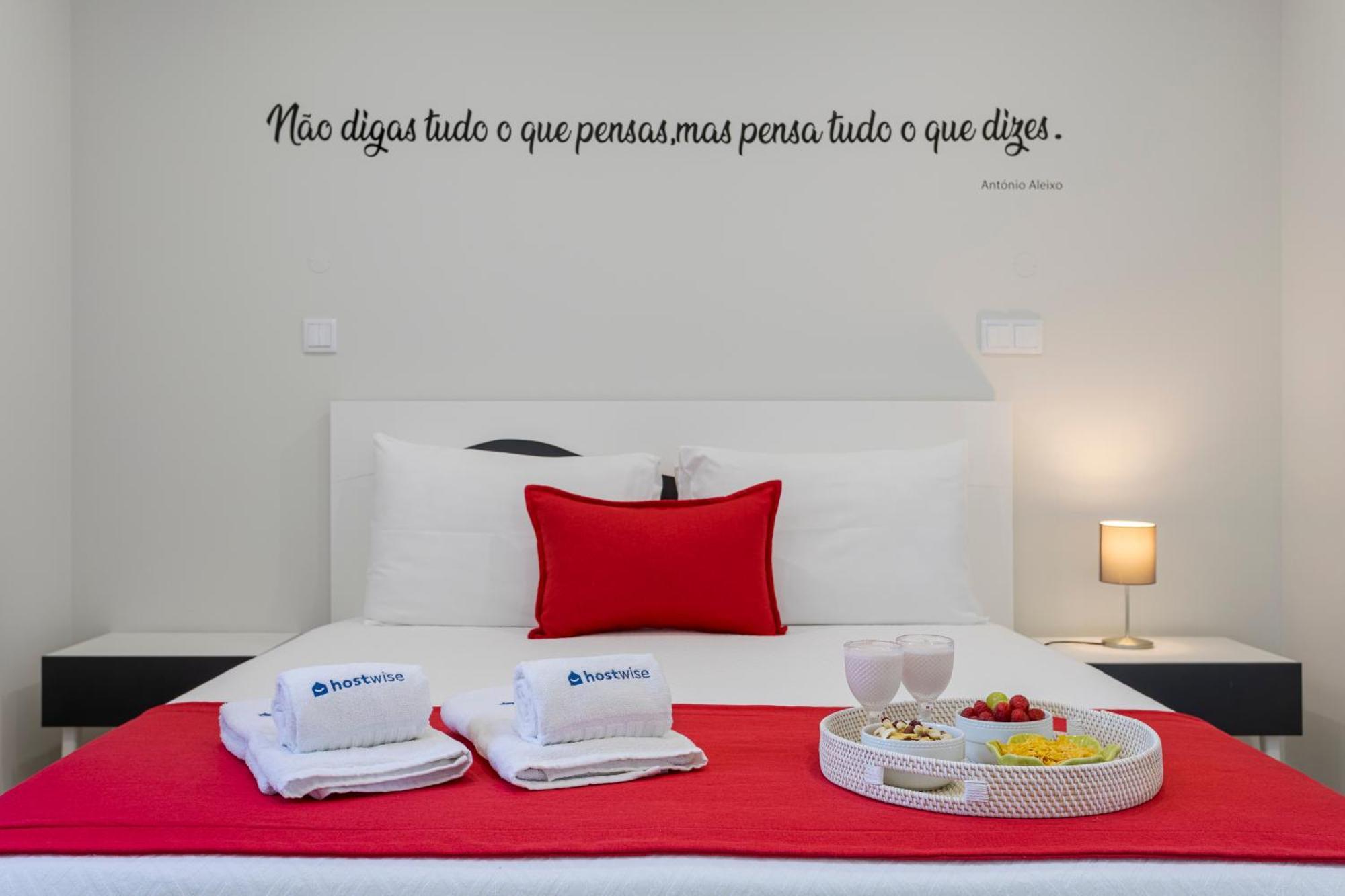 Spacious Villa Pool & Douro View By Host Wise Santa Marinha do Zêzere Kamer foto