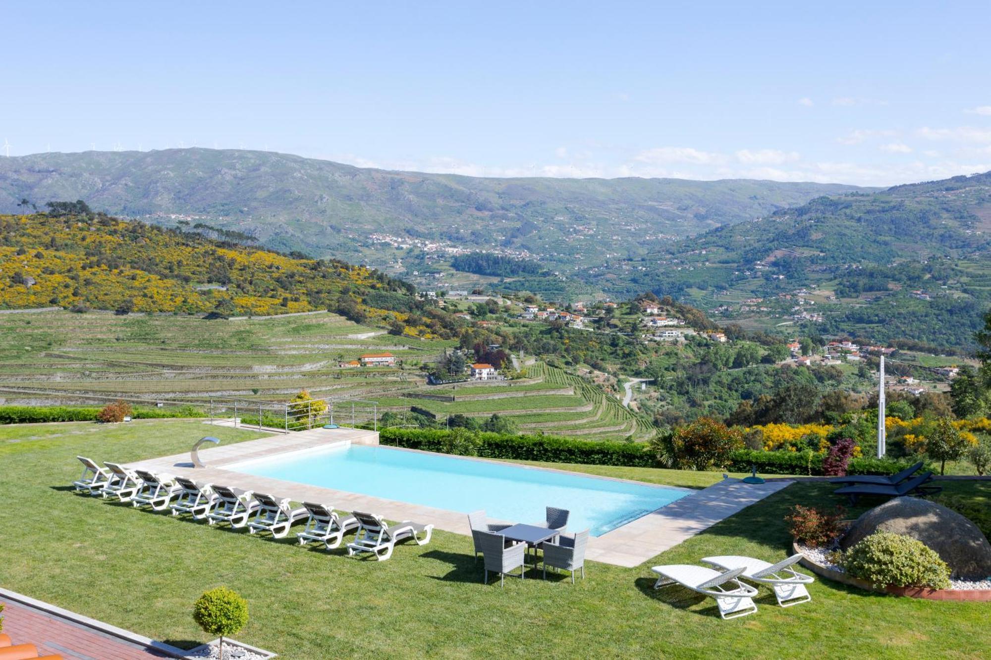 Spacious Villa Pool & Douro View By Host Wise Santa Marinha do Zêzere Buitenkant foto