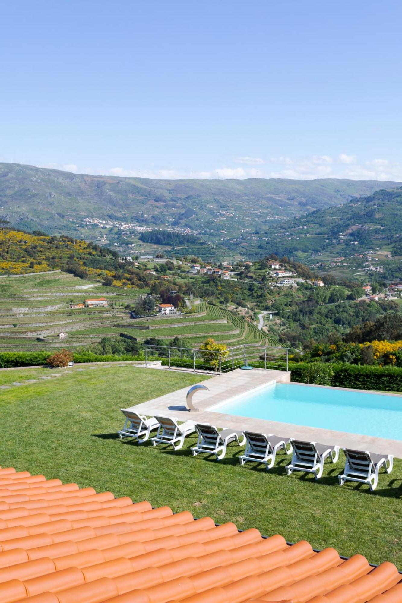 Spacious Villa Pool & Douro View By Host Wise Santa Marinha do Zêzere Buitenkant foto