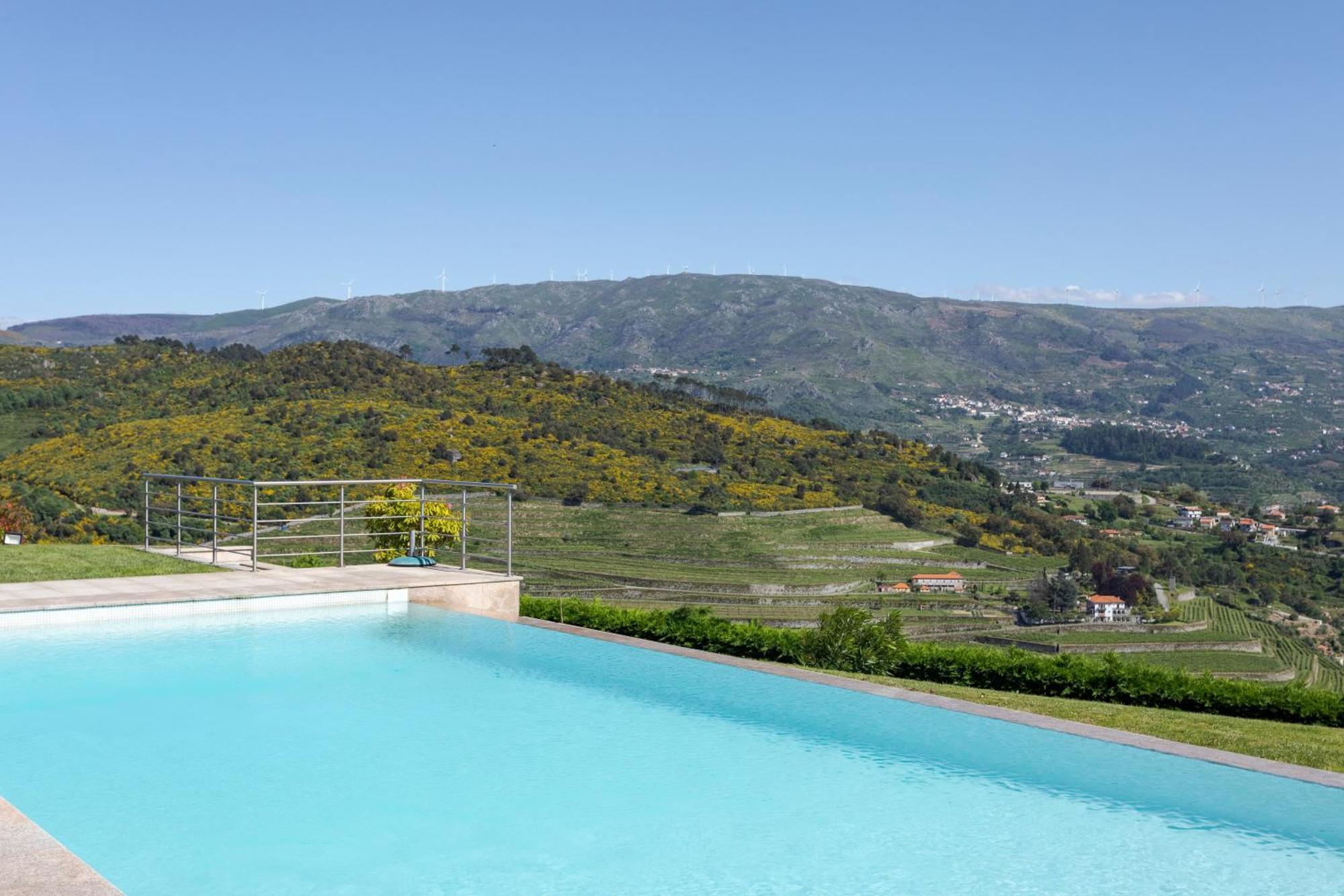Spacious Villa Pool & Douro View By Host Wise Santa Marinha do Zêzere Buitenkant foto